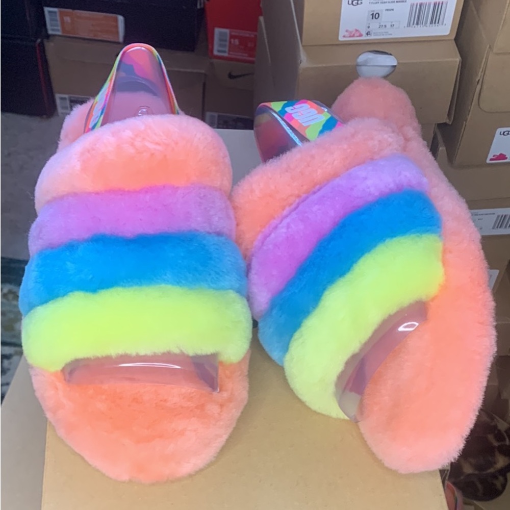 New Big Kids UGG Fluff Yeah Rainbow Slide.